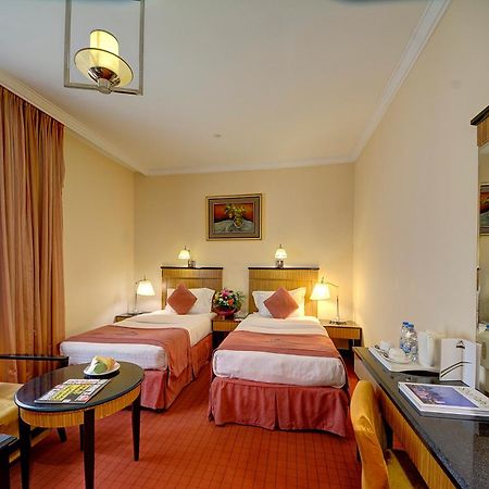 Rayan Hotel Corniche Szardża Zewnętrze zdjęcie