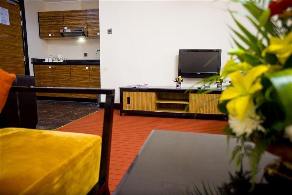 Rayan Hotel Corniche Szardża Zewnętrze zdjęcie