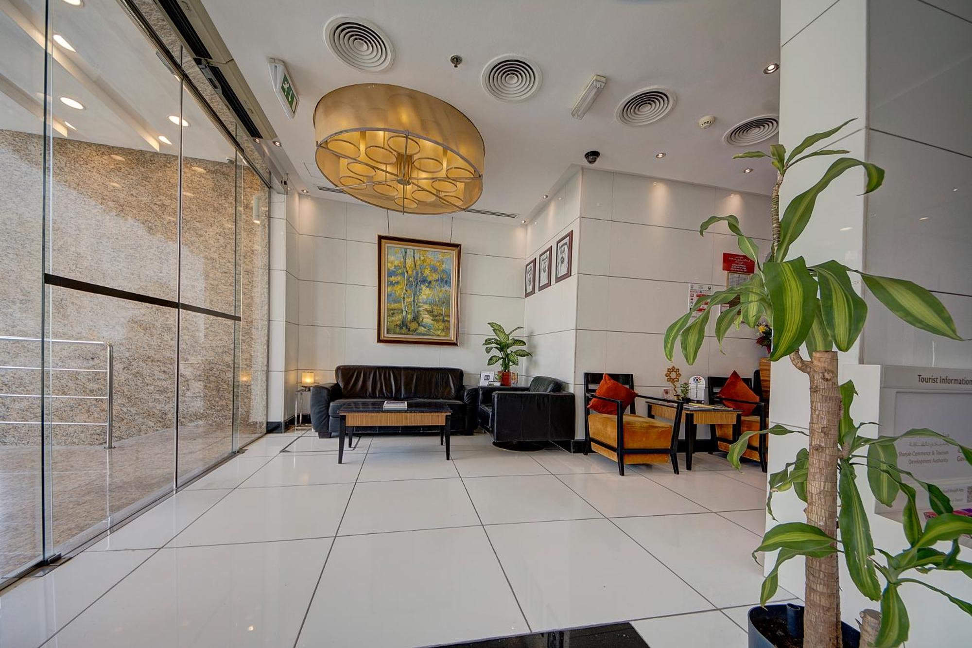 Rayan Hotel Corniche Szardża Zewnętrze zdjęcie